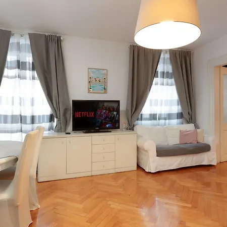 Dimora Rimbaud, Tra Sogno E Realta Trieszt