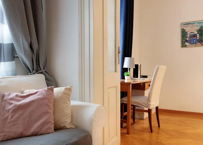 Dimora Rimbaud, Tra Sogno E Realta * Trieszt