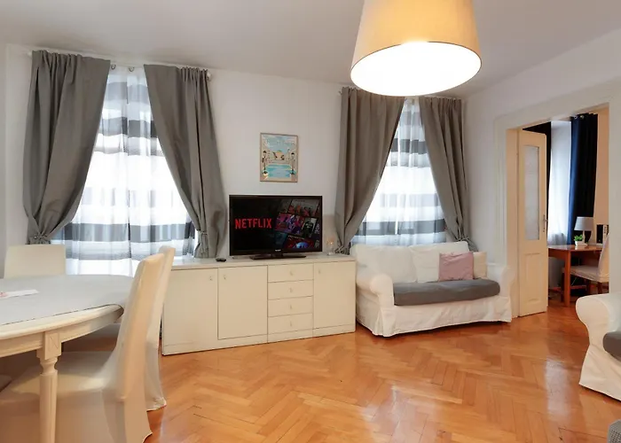 Dimora Rimbaud, Tra Sogno E Realta Trieszt