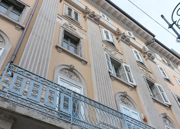 Apartman Dimora Rimbaud, Tra Sogno E Realta *