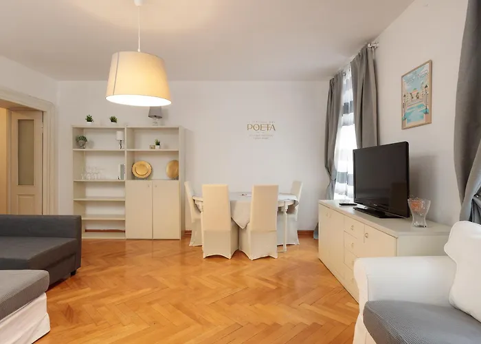 Dimora Rimbaud, Tra Sogno E Realta Trieszt